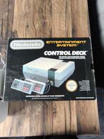 Nintendo NES Collectie Compleet met Extra's!, Ophalen, Gebruikt, Met 2 controllers