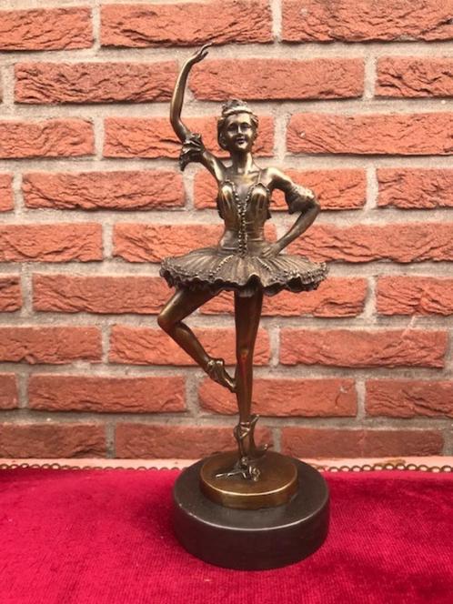 bronzen beeld van een ballerina, Antiek en Kunst, Antiek | Koper en Brons, Brons, Ophalen of Verzenden