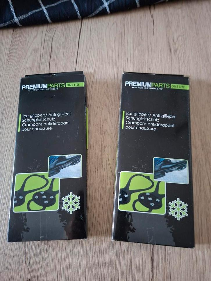 Premium Parts anti ijs glijders - 2 Paar - One Size, Auto diversen, Sneeuwkettingen, Nieuw, Ophalen of Verzenden