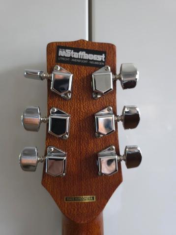 Samick Akoestische Gitaar  beschikbaar voor biedingen