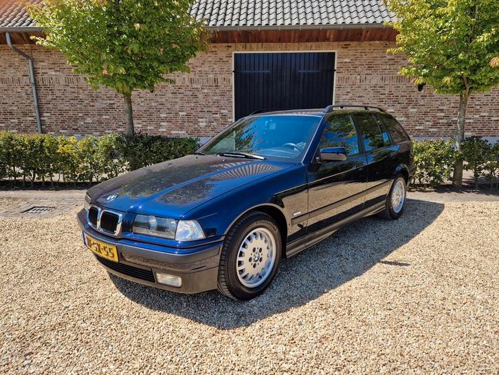 BMW 323i Touring AUT Origineel NL in concours staat., Auto's, BMW, Particulier, 3-Serie, ABS, Airbags, Airconditioning, Alarm