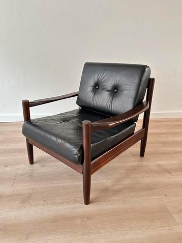 Vintage Deense Teak Fauteuil met zwart leer