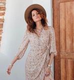 Moost wanted Noura wikkel jurk Maat S, Kleding | Dames, Verzenden, Beige, Nieuw, Maat 36 (S)