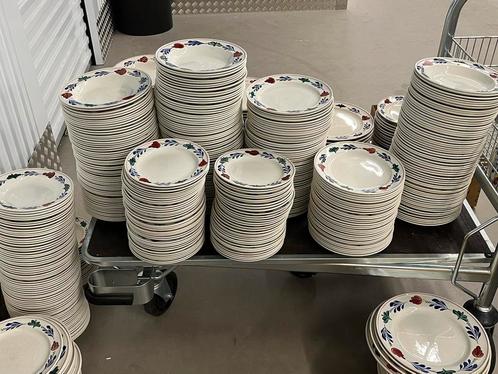 Partij Borden - Boerenbont vanaf oer stuk te koop, Huis en Inrichting, Keuken | Servies, Gebruikt, Bord(en), Overige stijlen, Aardewerk