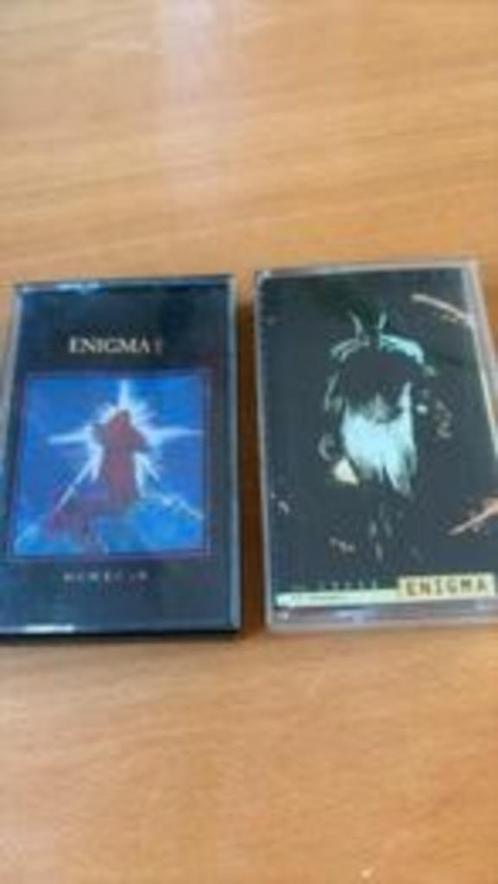 Enigma twee muziek cassettes MCMXC ad en Cross, Cd's en Dvd's, Cassettebandjes, Gebruikt, Origineel, Pop, 2 t/m 25 bandjes, Ophalen of Verzenden