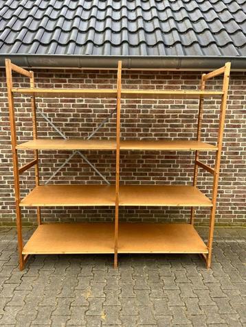 Bruynzeel houten stelling legbordstelling 4 meter 50cm diep beschikbaar voor biedingen