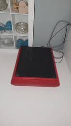 Nintendo Wii rood, Spelcomputers en Games, Spelcomputers | Nintendo Wii, Ophalen of Verzenden, Gebruikt, Met 3 controllers of meer