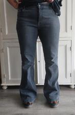 Bershka flared jeans 44, W33 - W36 (confectie 42/44), Grijs, Gedragen, Bershka
