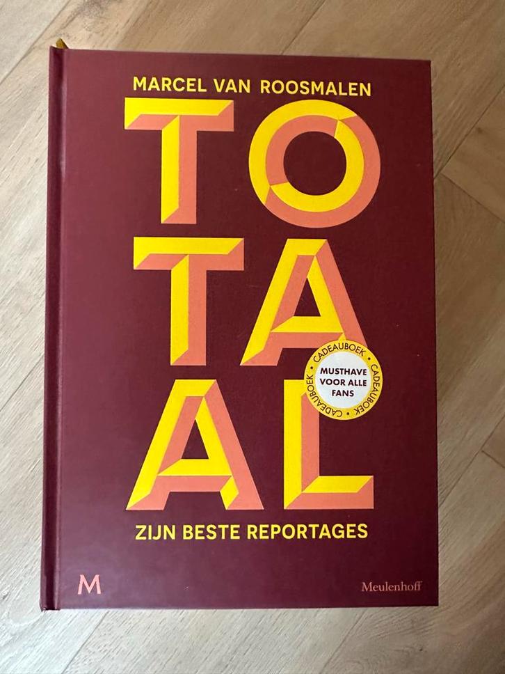 Marcel van Roosmalen - Totaal: Zijn Beste Reportages, Boeken, Literatuur, Zo goed als nieuw, Nederland, Ophalen of Verzenden