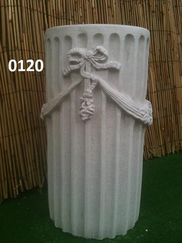Zuil / base / zonnewijzerzuil rond model beschikbaar voor biedingen