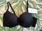 Triumph zwarte Strapless voorgevormde beugel t-shirt BH 85D, Triumph, Ophalen of Verzenden, Zwart, BH