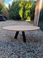 Massief eiken salontafel (ovaal), Huis en Inrichting, Tafels | Salontafels, Ophalen, 100 tot 150 cm, 50 tot 100 cm, Zo goed als nieuw