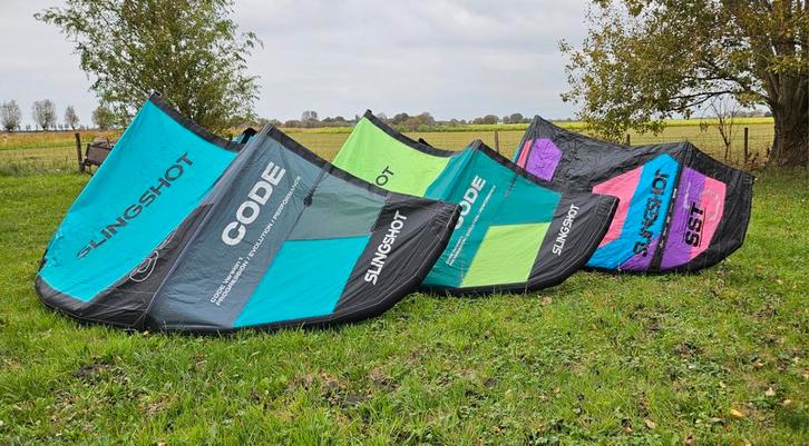 SLINGSHOT KITE SALE, Watersport en Boten, Kitesurfen, Gebruikt, Kitesurf-set, Geen board, Ophalen of Verzenden
