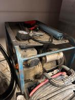 Luchtcompressor met haspel en toebehoren, Ophalen, Gebruikt, 6 tot 10 bar, Minder dan 200 liter/min