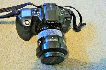 Minolta 500 SI, met 2 zoomlenzen, analoog beschikbaar voor biedingen