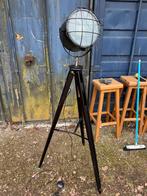 Staande industriële lamp - 3 poot - zwart, Huis en Inrichting, Lampen | Vloerlampen, Niet bekend, Zo goed als nieuw, Metaal, Ophalen