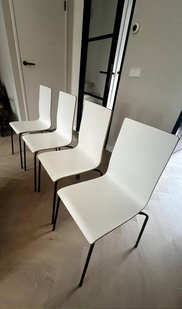 4 witte eetkamerstoelen IKEA beschikbaar voor biedingen