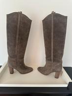 Isabel Marant hoge  suede laarzen taupe bruin 39, Isabel Marant, Hoge laarzen, Bruin, Ophalen of Verzenden