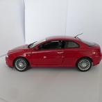 Alfa Romeo GT Rood 1/18, Hobby en Vrije tijd, Modelauto's | 1:18, Welly, Ophalen of Verzenden, Zo goed als nieuw, Auto