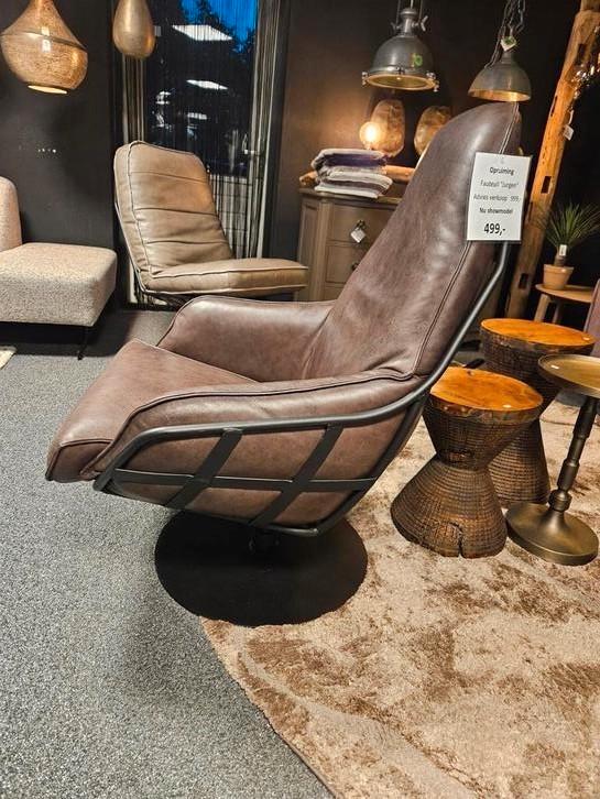 Draai fauteuil Jurgen leer bruin industrieel opruiming, Huis en Inrichting, Fauteuils, Nieuw, Leer, 50 tot 75 cm, Ophalen of Verzenden