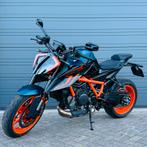 KTM Superduke 1290 R ABS (bj 2024) NIEUW Garantie tot 2029, 2 cilinders, 1301 cc, Particulier, Meer dan 35 kW