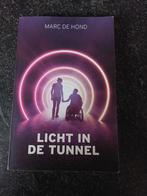 Marc de Hond - Licht in de tunnel, Boeken, Ophalen of Verzenden, Gelezen, Marc de Hond