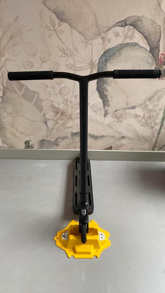 Hele goede Madd Gear MGP Origin Pro stuntstep, Fietsen en Brommers, Steps, Gebruikt, Gewone step, Ophalen