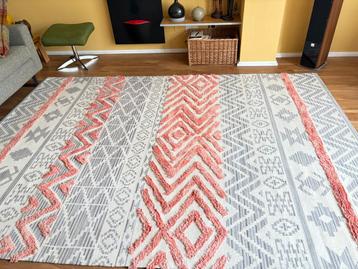 z.g.a.n. vloerkleed 200 x 290 beschikbaar voor biedingen