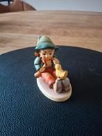 Hummel Beeldje - Jongen met Vogeltje - Hum 63, Antiek en Kunst, Antiek | Porselein, Ophalen of Verzenden