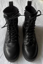 Steve Madden enkellaarsjes mast 37, Kleding | Dames, Schoenen, Ophalen of Verzenden, Zo goed als nieuw, Zwart