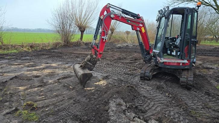 Voor al u kraanwerk, Diensten en Vakmensen, Tuinmannen en Stratenmakers