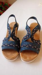 Rieker sandaal met hak €15, Kleding | Dames, Schoenen, Blauw, Ophalen of Verzenden, Zo goed als nieuw, Rieker