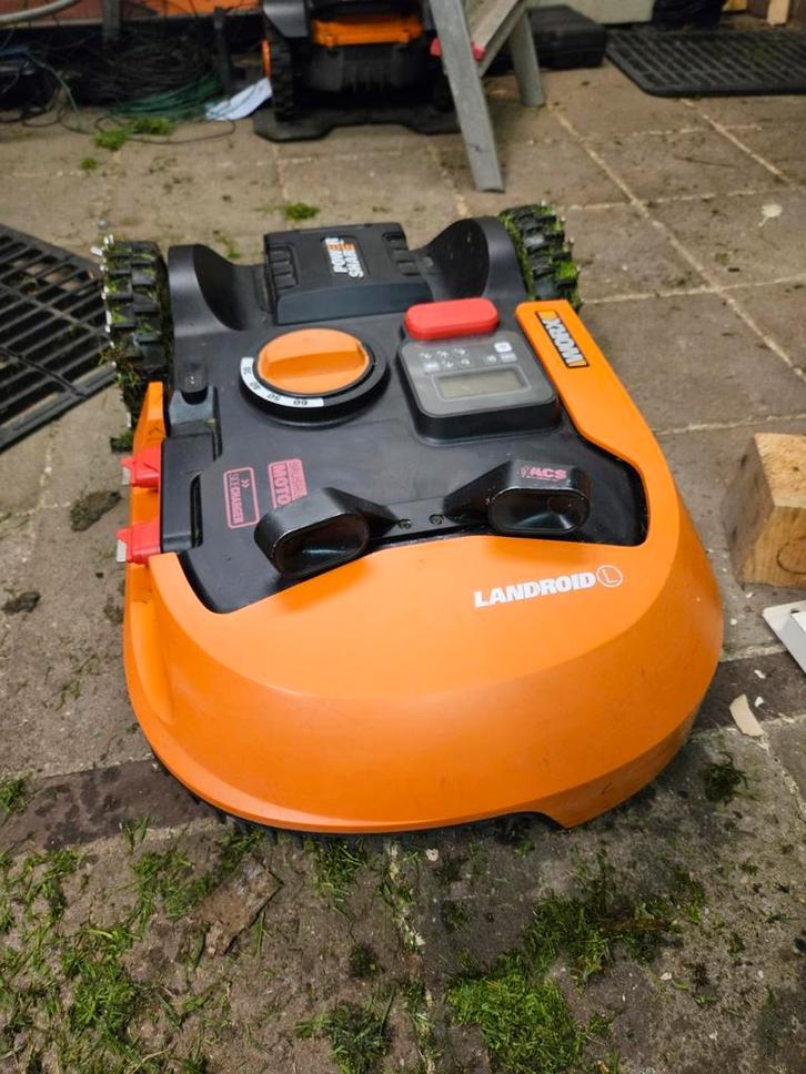Worx landroid verkoop en Repaircenter, Tuin en Terras, Robotmaaiers, Gebruikt, 20 tot 25 cm, Met regensensor, Bestuurbaar via app