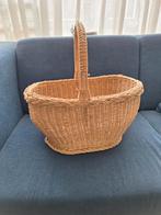 Handgemaakte rieten mand, Huis en Inrichting, Ophalen, Gebruikt, Rechthoekig, Riet