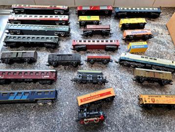 treinbaan (Fleischman)  wagons beschikbaar voor biedingen