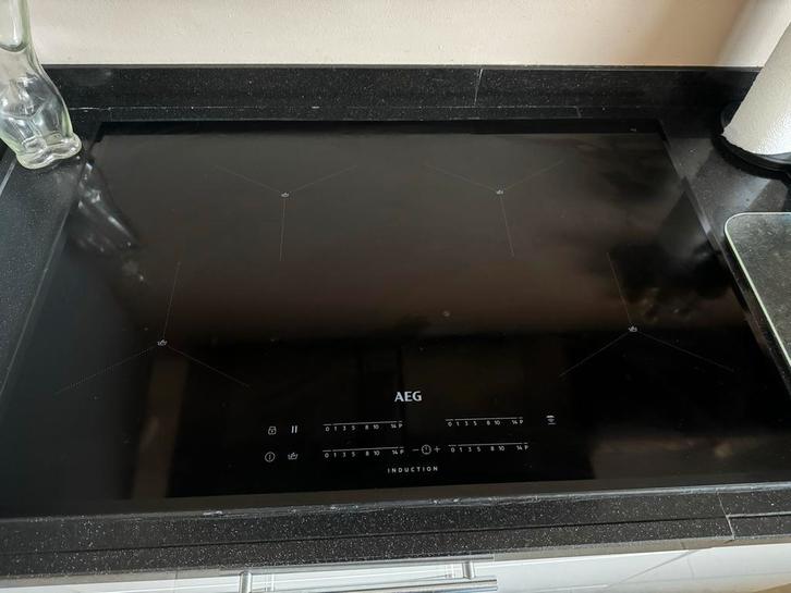 Gebruikte keuken met apparatuur - Zelf demonteren, Huis en Inrichting, Keuken | Complete keukens, Gebruikt, Hoekkeuken, Wit, Kunststof