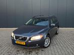 Volvo V70 2.5 T Momentum LEDER, CRUISE, 6-BAK 2008, Voorwielaandrijving, 1800 kg, 2521 cc, Handgeschakeld