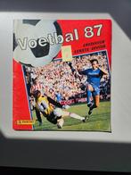 Panini Voetbal 1987 met 112 plaatjes, Ophalen of Verzenden, Zo goed als nieuw, Meerdere plaatjes