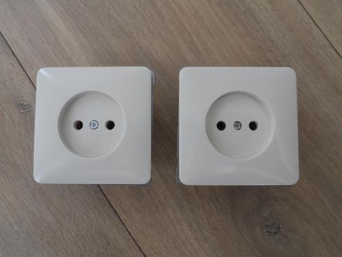 PEHA wandcontactdoos z RA, Art-nr 80.1960w, nieuw, Doe-het-zelf en Verbouw, Elektra en Kabels, Nieuw, Overige typen, Verzenden
