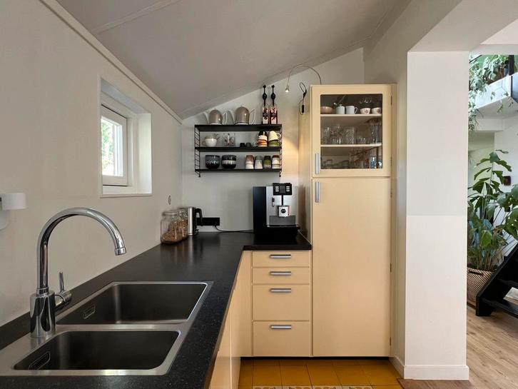 Bruynzeel Piet Zwart L-keuken Saharageel ophalen 17/18 okt, Huis en Inrichting, Keuken | Complete keukens, Gebruikt, Overige typen