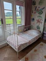 Vipack 1 persoons bed met matras 80x200, Ophalen, 85 tot 100 cm, Zo goed als nieuw, Matras