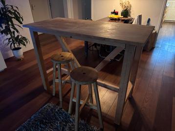 Massief Houten Sta Tafel / Eettafel beschikbaar voor biedingen