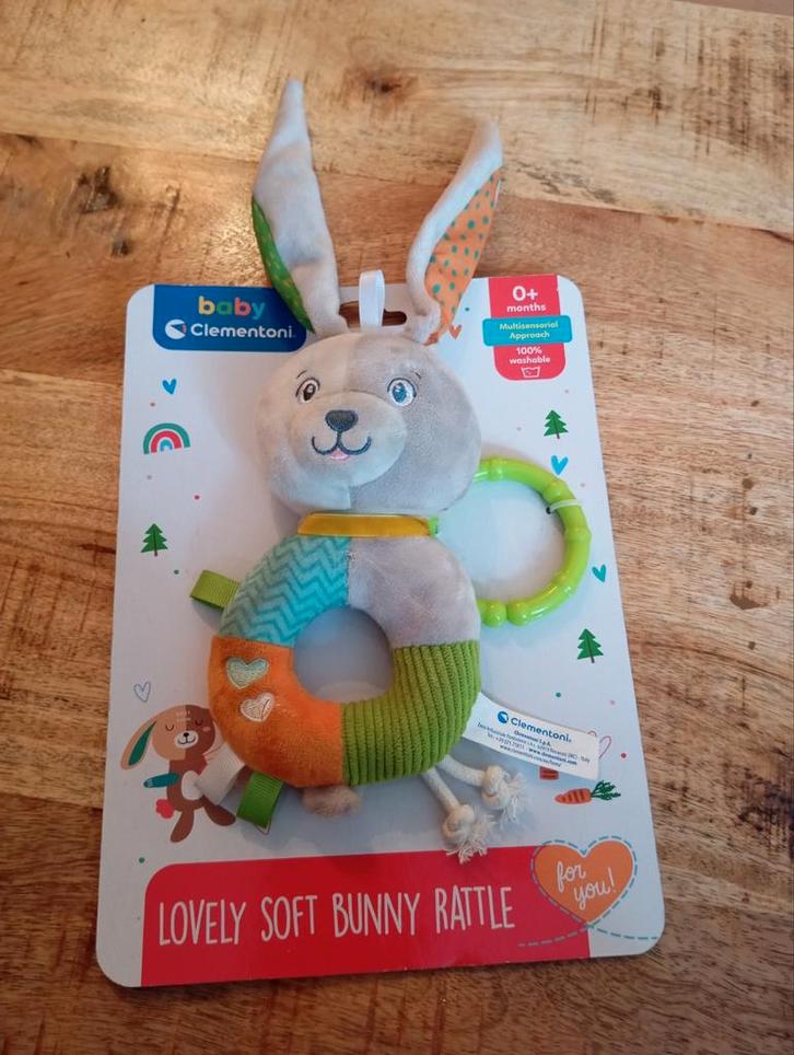 Baby Clementoni Rammelaar Konijn - Nieuw!, Kinderen en Baby's, Speelgoed | Babyspeelgoed, Nieuw, Rammelaar, Met geluid, Ophalen of Verzenden