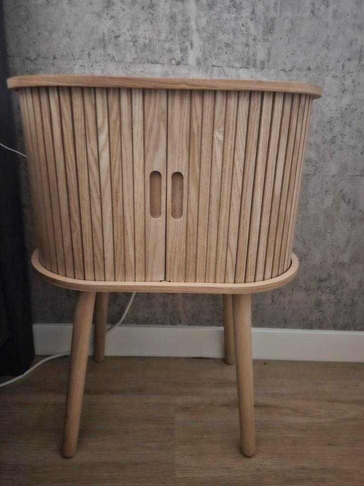 Xenos Uppsala kast - Stijlvolle opberger, Huis en Inrichting, Slaapkamer | Nachtkastjes, Zo goed als nieuw, 55 tot 70 cm, 45 tot 65 cm