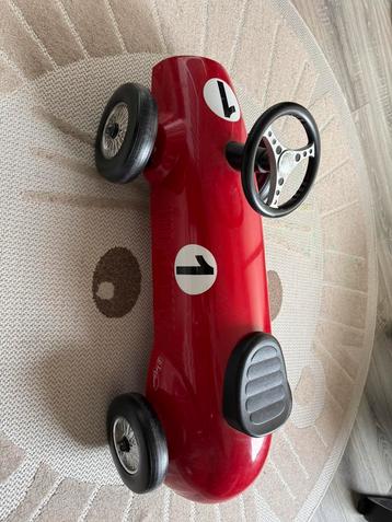 Loop auto ijzer beschikbaar voor biedingen