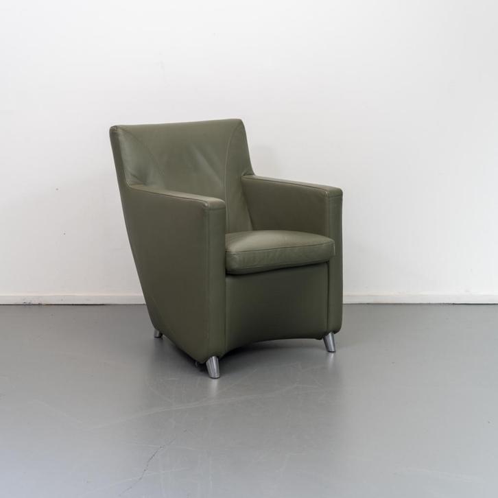 2 Leolux Dolcinea Fauteuil Olijfgroen Leer - Aluminium Frame, Huis en Inrichting, Fauteuils, Zo goed als nieuw, Leer, Metaal, 50 tot 75 cm