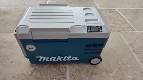 Makita DCW180Z 18V Vries-koelbox + Makita duo lader + 3 accu, Caravans en Kamperen, Koelboxen, Nieuw, Koelelement, Ophalen