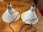 Set van 2 vintage wit metalen hanglampen, Ophalen of Verzenden, Zo goed als nieuw, Minder dan 50 cm