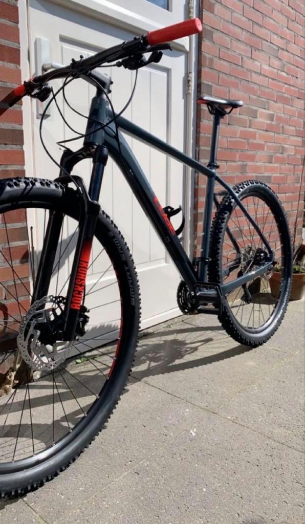 Cube Attention H21 MTB - Inclusief accessoires!, Fietsen en Brommers, Fietsen | Mountainbikes en ATB, Gebruikt, Heren, Overige merken