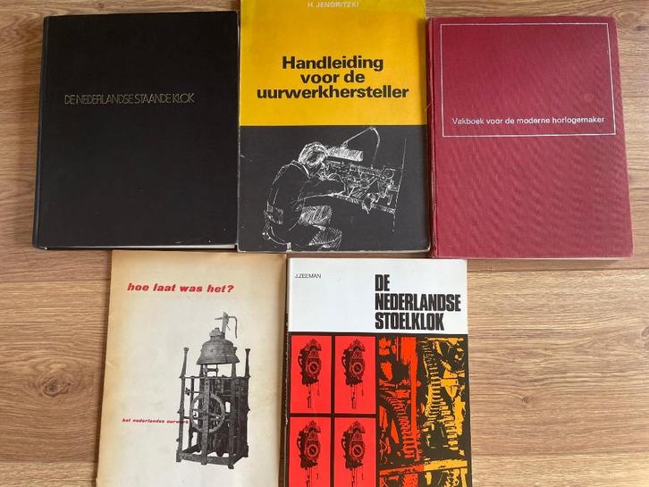 Te koop – Boeken voor de horlogemaker / uurwerkhersteller, Boeken, Hobby en Vrije tijd, Gelezen, Overige onderwerpen, Ophalen